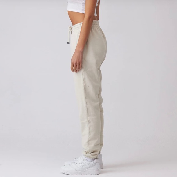 NWOT TALENTLESS WOMENS HEAVYWEIGHT SWEATPANTS IN BONE - Picture 4 of 4